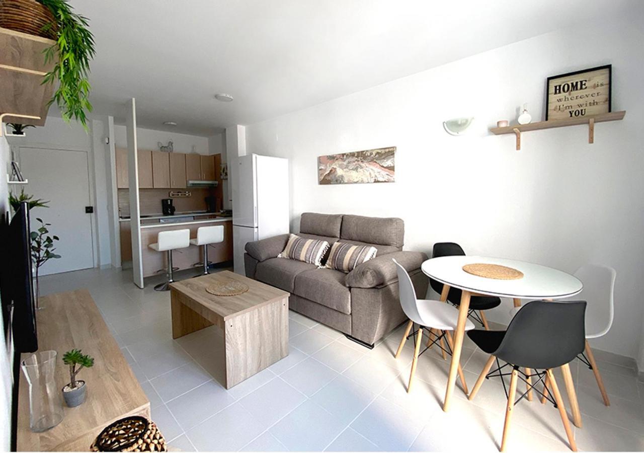 Apartamento En Apartaclub La Barrosa Chiclana de la Frontera Kültér fotó