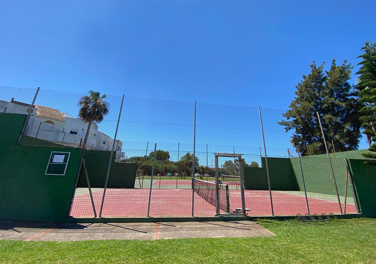 Apartamento En Apartaclub La Barrosa Chiclana de la Frontera Kültér fotó